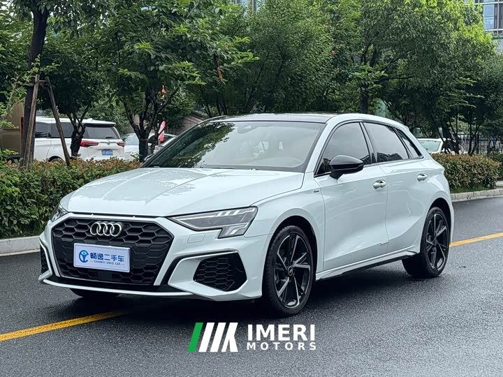 Audi A3 2022 Sportback 35 TFSI Fashion Sport - ავტომობილი ჩინეთიდან