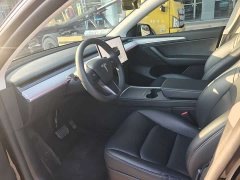 Tesla Model Y Rear-Wheel Drive - ფოტო 4