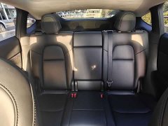 Tesla Model Y Rear-Wheel Drive - ფოტო 7