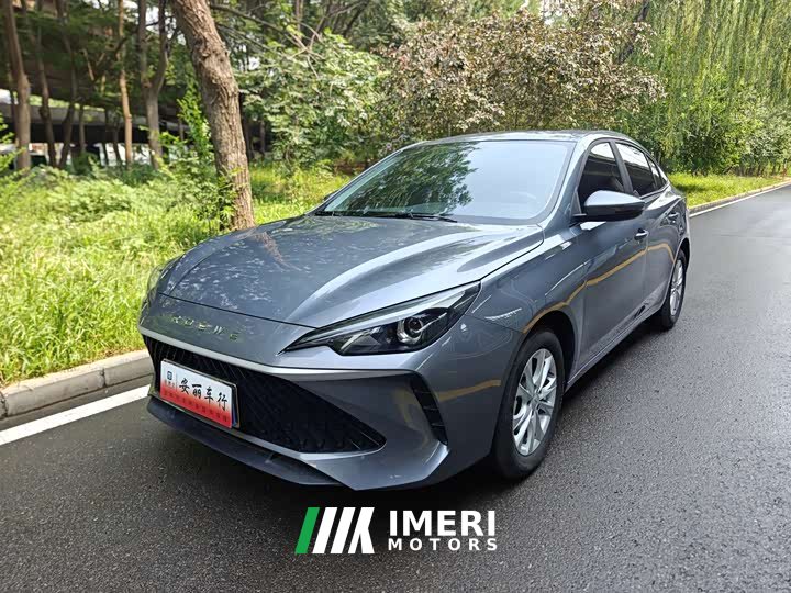 SAIC MG i5 2026 1.5L CVT Luxury - ავტომობილი ჩინეთიდან