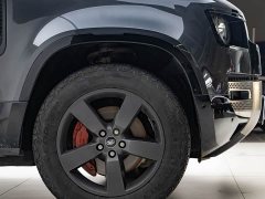 Land Rover Defender Facelift 110 3.0T P400 X - ფოტო 4