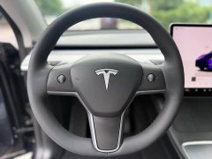 Tesla Model Y Long Range All-Wheel Drive - ფოტო 11
