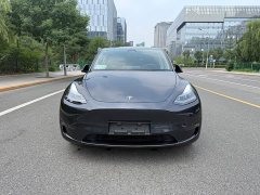 Tesla Model Y Long Range All-Wheel Drive - ფოტო 2