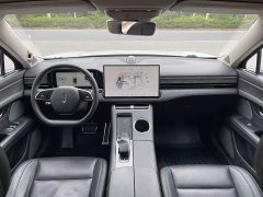 AITO M5 Extended Range AWD Performance - ფოტო 5