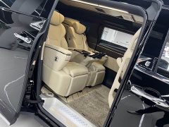 Toyota Alphard Hybrid 2.5L Premium Edition - ფოტო 13