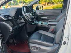 Toyota Sienna 2.5L Hybrid Premium Edition - ფოტო 10