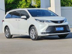Toyota Sienna 2.5L Hybrid Premium Edition - ფოტო 3
