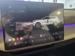 Volvo XC70 Plug-in Hybrid AWD Extended Range Core - ფოტო 13