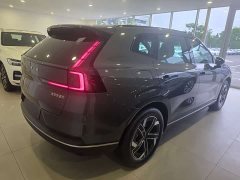 Volvo XC70 Plug-in Hybrid AWD Extended Range Core - ფოტო 5