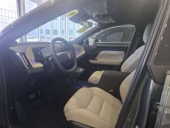 Volvo XC70 Plug-in Hybrid AWD Extended Range Core - ფოტო 7