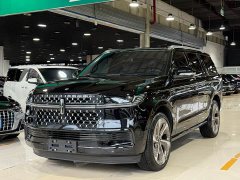 Lincoln Navigator 3.5T Presidential Edition - ფოტო 1