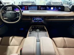 Lincoln Navigator 3.5T Presidential Edition - ფოტო 11