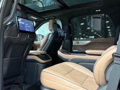 Lincoln Navigator 3.5T Presidential Edition - ფოტო 13