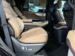 Lincoln Navigator 3.5T Presidential Edition - ფოტო 14