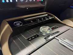 Lincoln Navigator 3.5T Presidential Edition - ფოტო 19