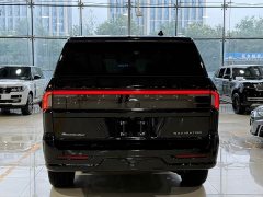 Lincoln Navigator 3.5T Presidential Edition - ფოტო 5