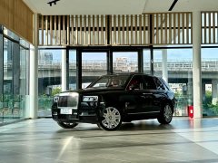 Rolls-Royce Cullinan 2018 Five-Seater - ფოტო 1