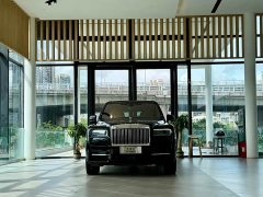 Rolls-Royce Cullinan 2018 Five-Seater - ფოტო 2
