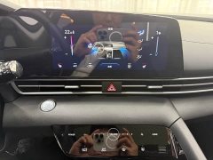 Hyundai Elantra 1.5L CVT Luxury - ფოტო 15