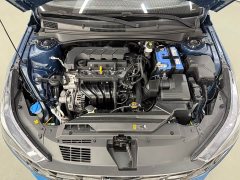 Hyundai Elantra 1.5L CVT Luxury - ფოტო 19