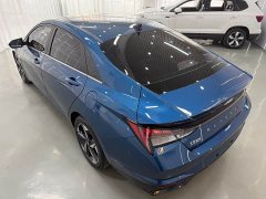 Hyundai Elantra 1.5L CVT Luxury - ფოტო 4