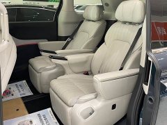 Voyah Lantu Dreamchaser PHEV AWD Flagship Kunpeng Edition - ფოტო 5