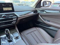 BMW 5 Series Facelift 525Li Luxury Package - ფოტო 11