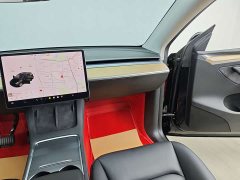 Tesla Model Y Long Range All-Wheel Drive - ფოტო 16