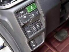 Honda Elysion 2019 2.0L Hybrid Luxury - ფოტო 13