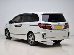 Honda Elysion 2019 2.0L Hybrid Luxury - ფოტო 3