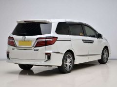 Honda Elysion 2019 2.0L Hybrid Luxury - ფოტო 4