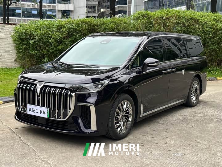 Voyah Dreamer PHEV Ultra Long RangeFlagship Edition