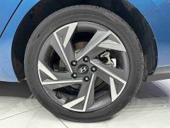 Hyundai Elantra 1.5L CVT GLX Elite - ფოტო 19