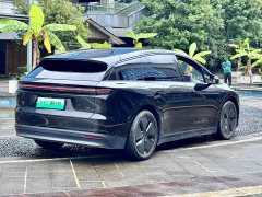 Li Auto i6 Two-Wheel Drive Standard - ფოტო 12