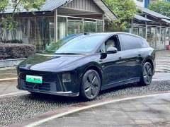 Li Auto i6 Two-Wheel Drive Standard - ფოტო 2