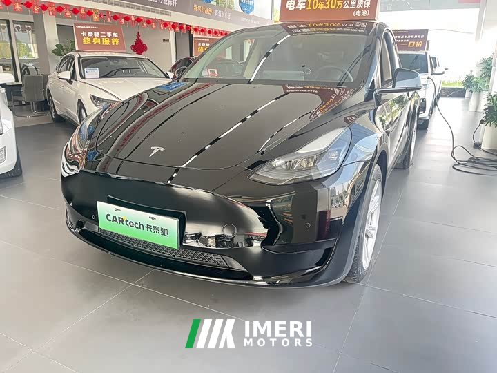 Tesla Model Y Facelift Rear-Wheel Drive
