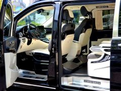 Mercedes-Benz V-Class 2022 V 260 L Long Wheelbase Luxury Edition - ფოტო 12