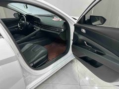 Hyundai Elantra 2023 1.5L CVT GLX Elite - ფოტო 18