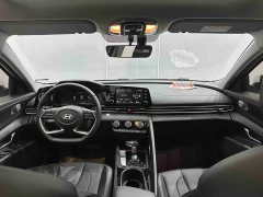 Hyundai Elantra 2023 1.5L CVT GLX Elite - ფოტო 9
