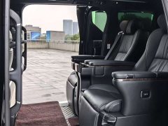 Toyota Alphard 2021 Hybrid 2.5L Premium Edition - ფოტო 16