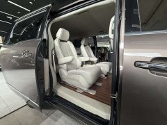 Buick GL8 Land Business Class 652T Luxury - ფოტო 13