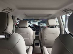 Buick GL8 Land Business Class 652T Luxury - ფოტო 19
