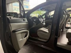Buick GL8 Land Business Class 652T Luxury - ფოტო 4
