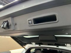 Toyota Sienna 2021 2.5L Hybrid Premium Edition - ფოტო 16