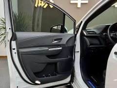 Toyota Sienna 2021 2.5L Hybrid Premium Edition - ფოტო 4