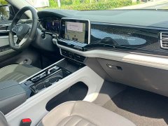 Volkswagen Touareg 330TSI FWD Premium Luxury Edition - ფოტო 16