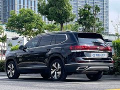 Volkswagen Touareg 330TSI FWD Premium Luxury Edition - ფოტო 3