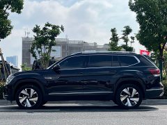 Volkswagen Touareg 330TSI FWD Premium Luxury Edition - ფოტო 4