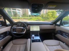 Land Rover Range Rover 3.0L V6 400PS Extended Wheelbase Prestige Edition - ფოტო 6