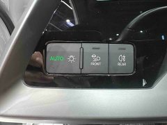 Audi A3 Sportback 35 TFSI Fashion Sport - ფოტო 9